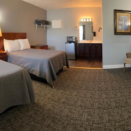 Pelican Motel Pelican Rapids 外观 照片