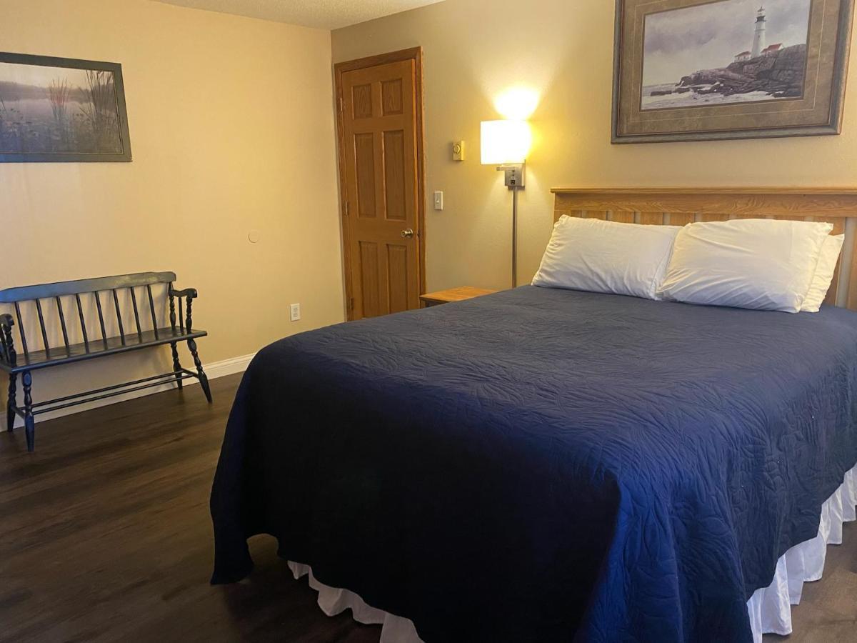 Pelican Motel Pelican Rapids 外观 照片
